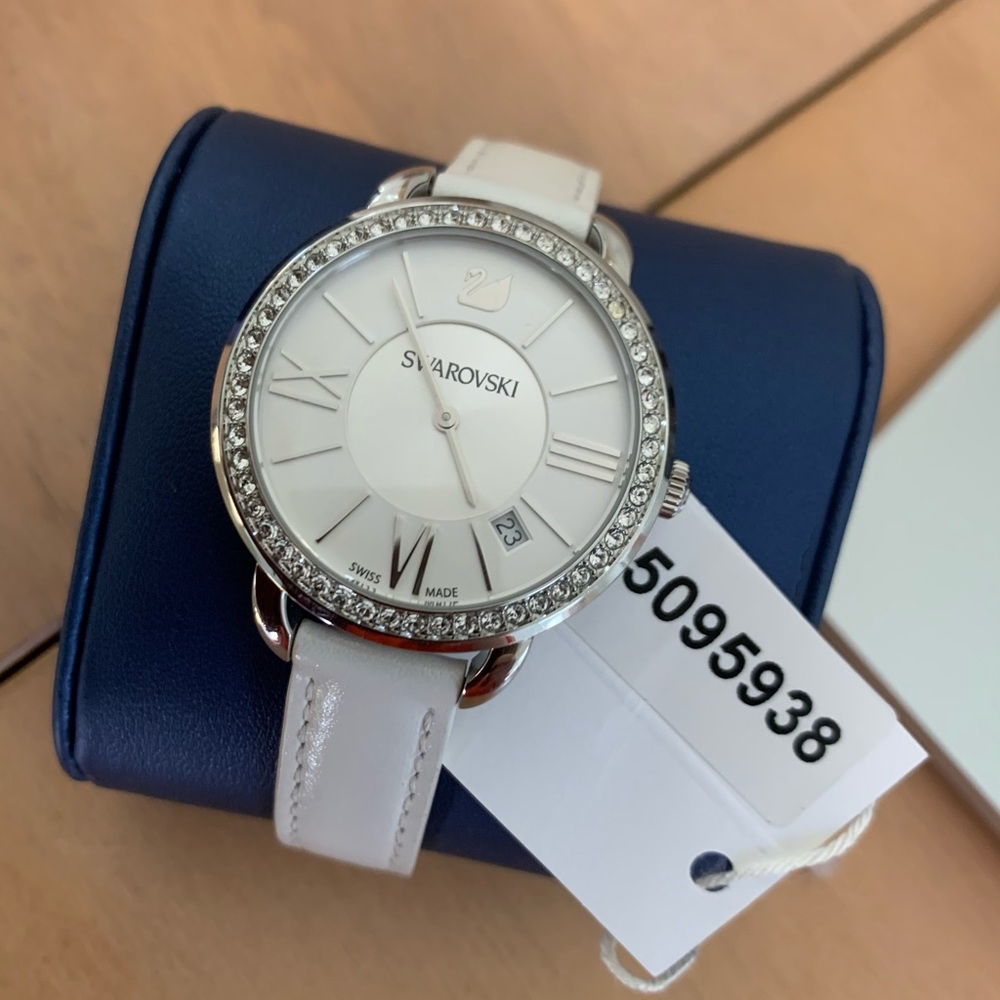 SWAROVSKI White 5095938 Womens Wrist Watch